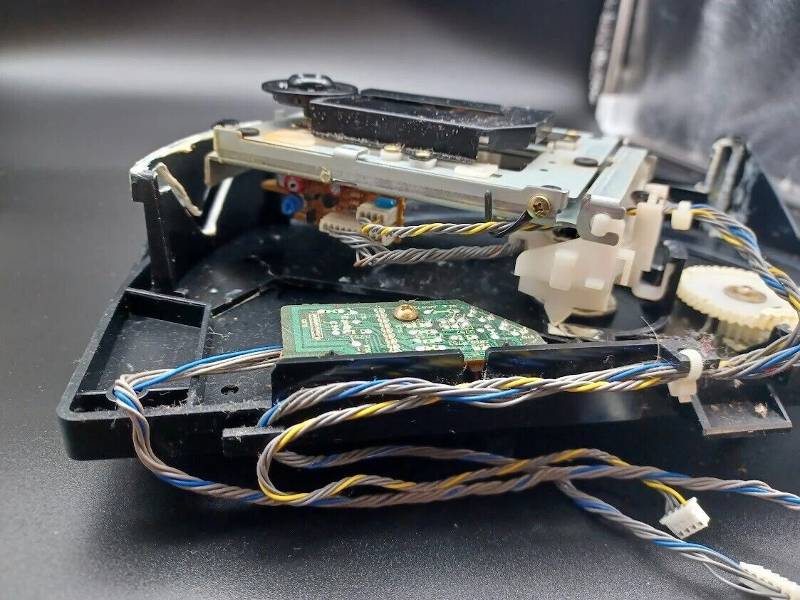 Original Used JVC PC-XT3 Boombox parts: CD Player Laser Transport with a  motor | eBay