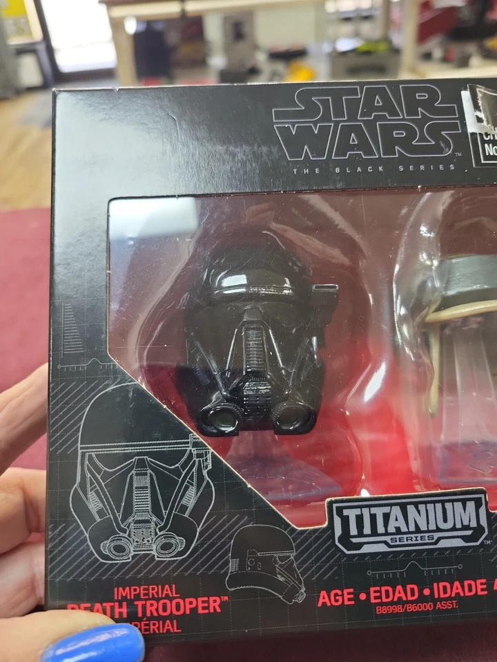 Star Wars Black Series Титановые ШЛЕМЫ СОЛДАТА СМЕРТИ И ПОВСТАНЧЕСКОГО КОММАНДОС Новые,  - Изображение 2 из 4