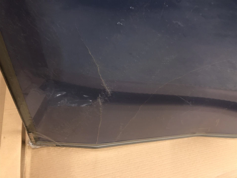 TRU Red TUDTR61187 6 x 4 ft. Magnetic Porcelain Dry Erase Board Gunmetal Frame — 第 4/4 张图片