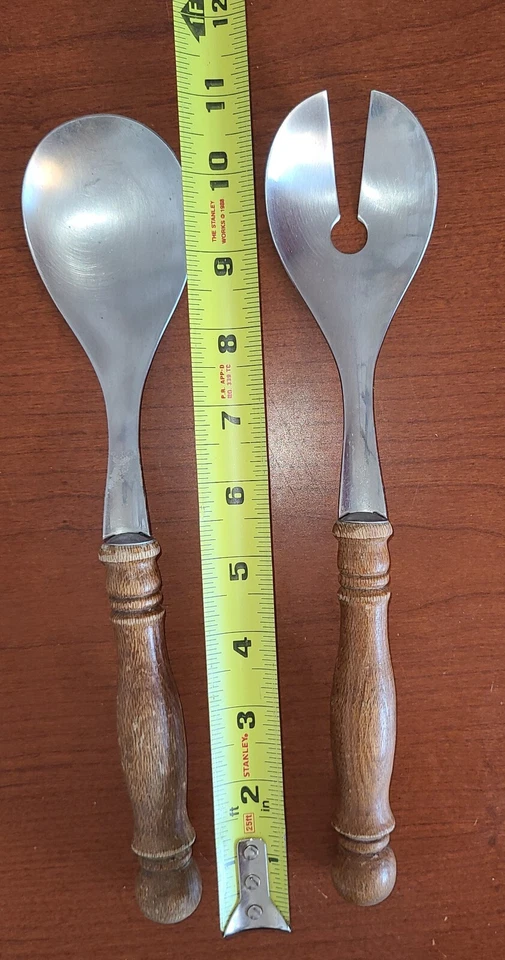 Vintage Stainless Salad Server Set Wooden Handles 11 inch. Foto 2 de 3