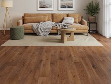 150mm x 18mm Golden Oak Handscraped & Lacquered Solid Oak Wood Flooring