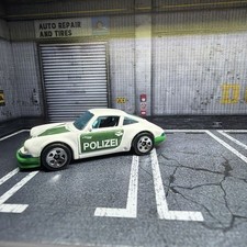 Hot Wheels 1971 Porsche 911 FJV41 2017 Green White Police POLIZEI 1:64 Diecast