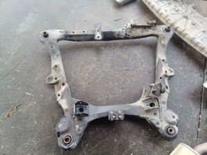 2001-2009 Toyota Highlander Front Suspension Crossmember Engine Cradle Assembly