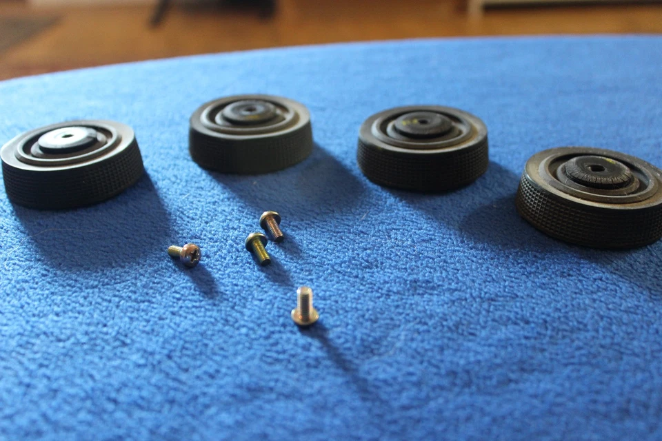 Cuatro (4) pies tocadiscos vintage Mitsubishi DP-6 Foto 3 de 3