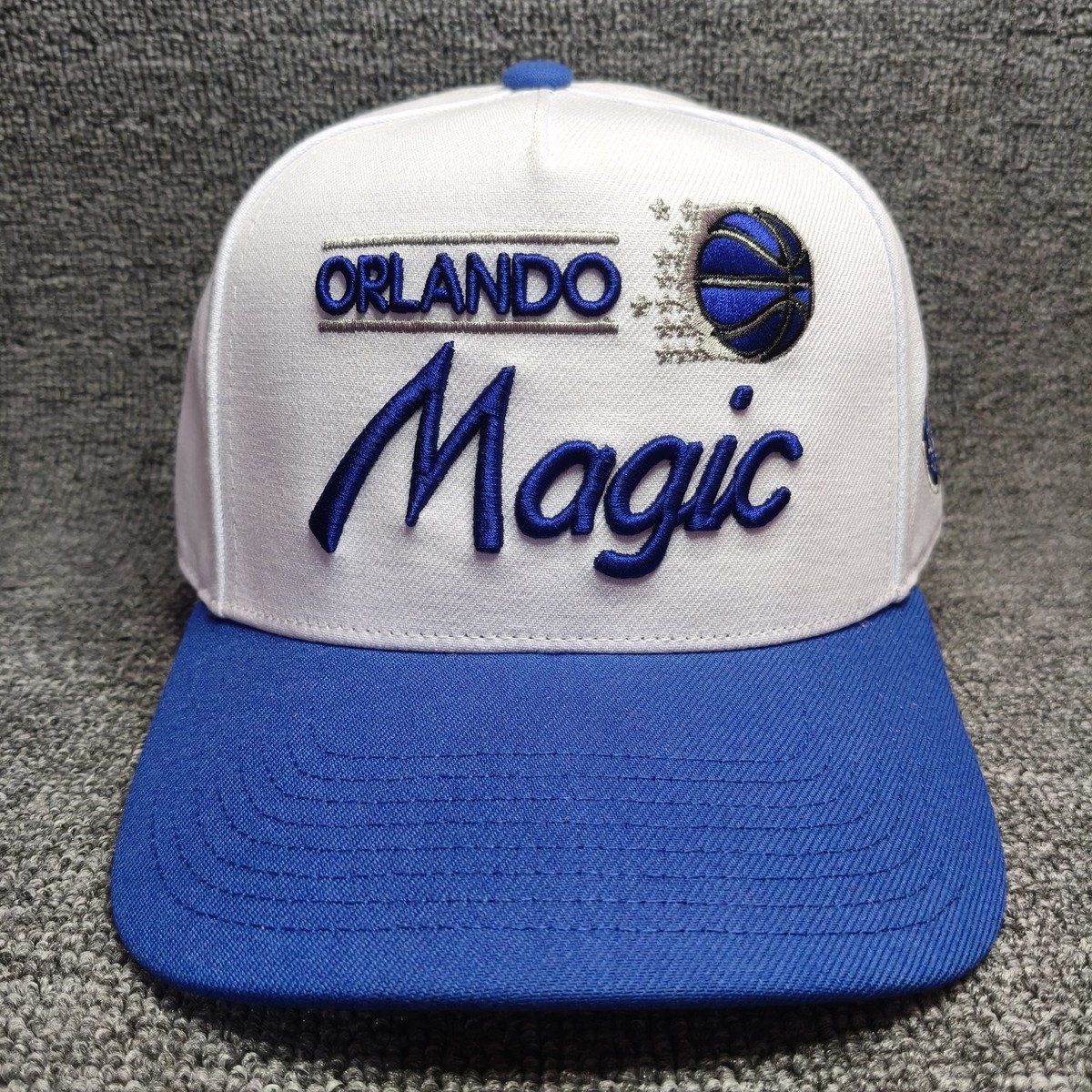 Mitchell & Ness Orlando Magic 25th Silver Season Snapback Cap Hat