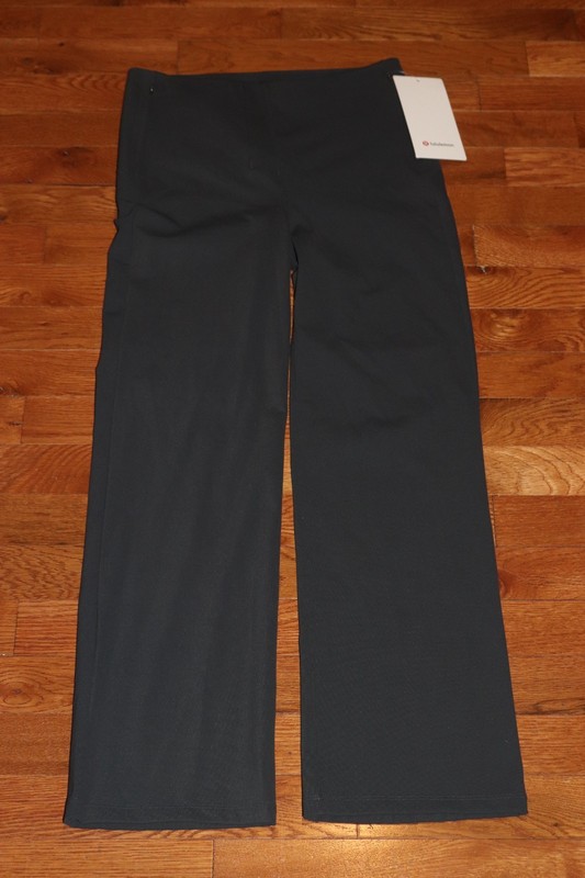 BNWT Lululemon Smooth Fit Pull-On High-Rise Pant Size Small MSRP $148!!!