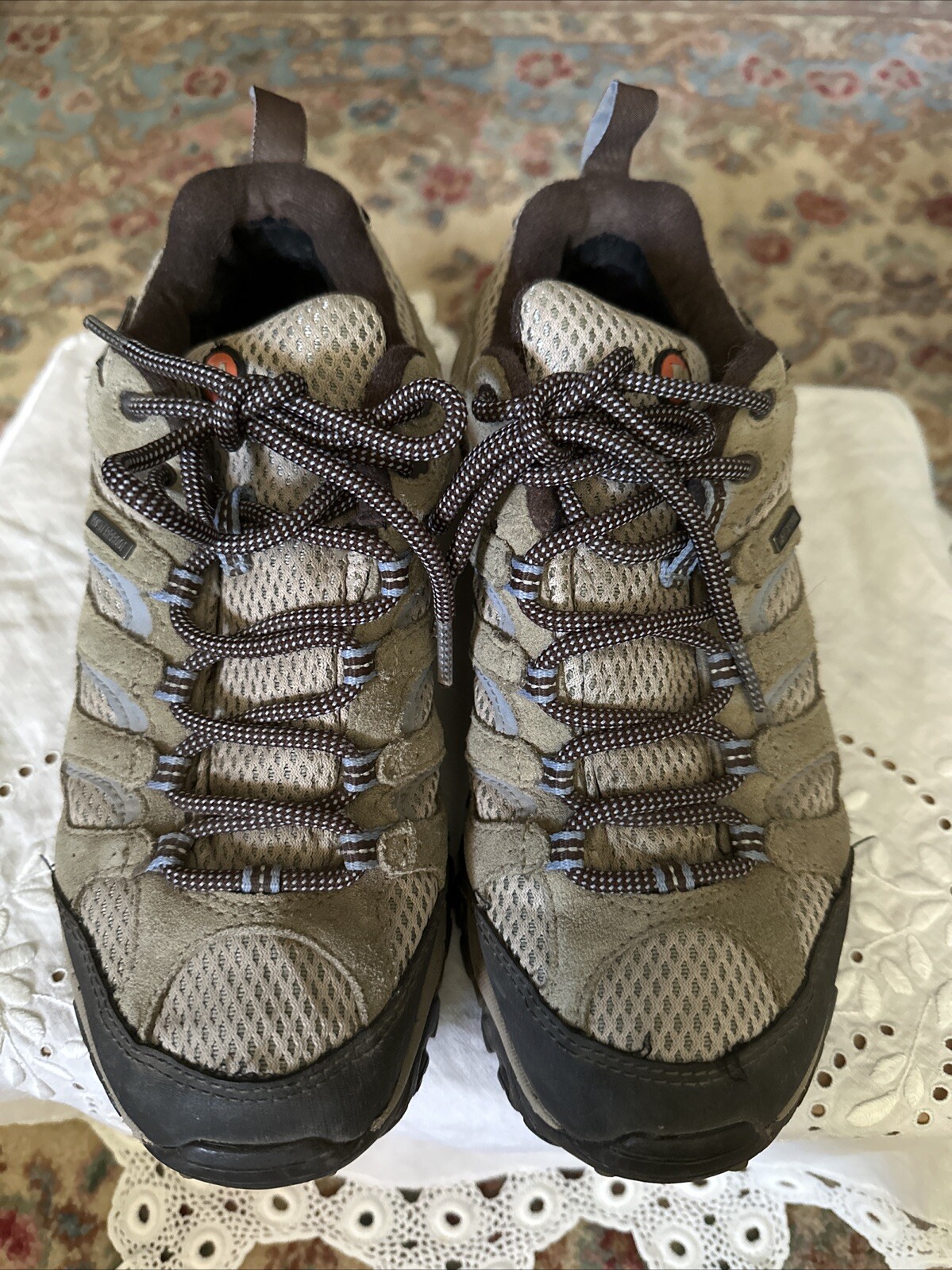 Scarpa scarpone 8 5 Merrell 0614 donna escursionismo passeggio Vibram verde oliva polvere usata in ottime condizioni