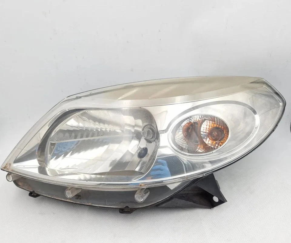 8200733878 FARO ANTERIORE SINISTRO per DACIA SANDERO (07/08>04/13<) 1.4 2008 - Immagine 2 di 4
