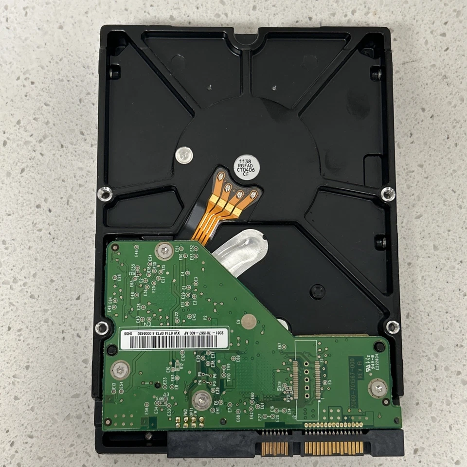 Western Digital WD1002FBYS 1TB 7200RPM 3.5in SATA Hard Drive - Image 3 of 4