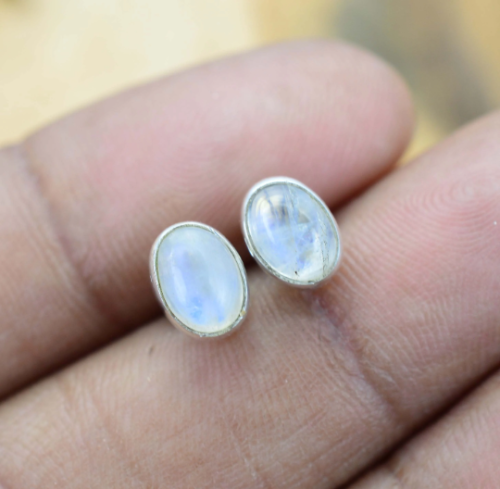 White Rainbow Moonstone 925 Solid Sterling Silver Oval Shape Stud Earring - Picture 1 of 4