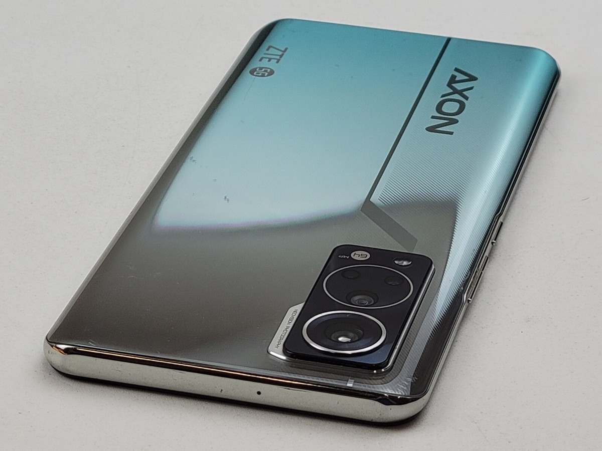 ZTE - C ZTE AXON 30 5G A2322G ブラック　SIMフリー 中古 ZTE Axon 30 5G SIMフリー デュアルSIM Snapdragon 870