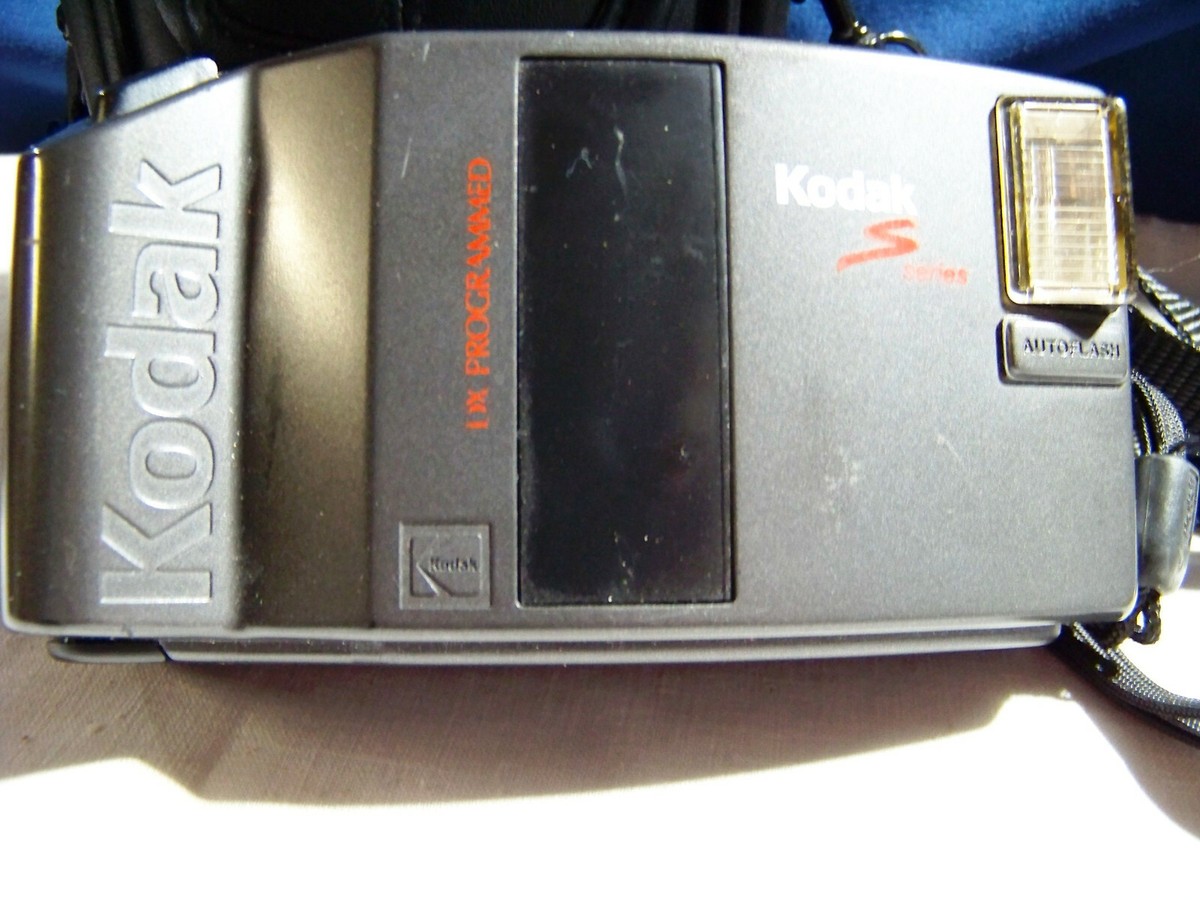 Vintage KODAK S SERIES S400SL 35mm Autofocus w/Case Untested