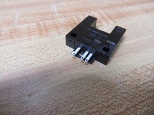 Omron EE-SPX-403N Photomicro Sensor EESPX403N