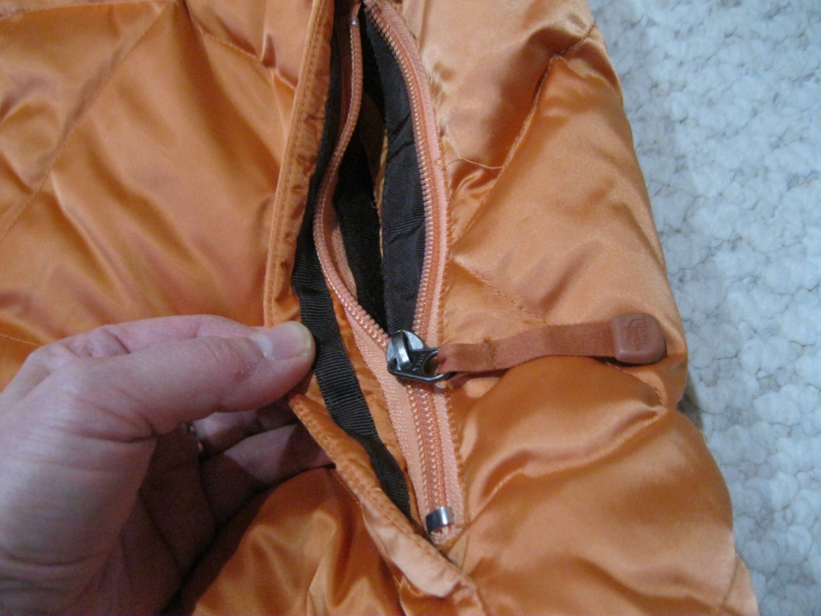 The North Face Nuptse 550 Down Puffer Packable Vest Jacket Orange Women Large