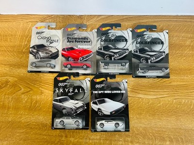 Hot Wheels James Bond, Full Set + ein Extra, aus verschiedenen Filmen. LOT 4