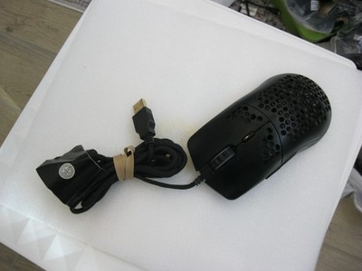 Glorious Model O Matte Black Gaming Mouse Ultra Lightweight Honeycomb USB Corded