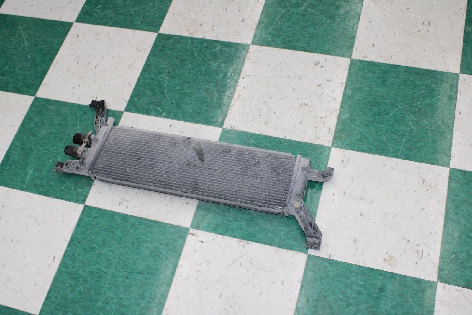 14-17 GHIBLI 3.0L Twin Turbo Auxiliary Coolant Aux Radiator Assembly OEM Factory