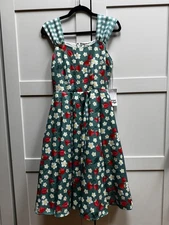 NWT Unique Vintage Strawberry Flower Dress Sz 4
