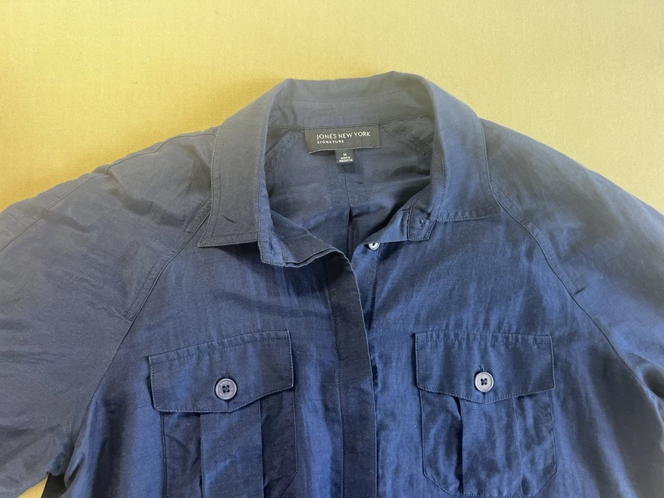 Camiseta para mujer Jones New York talla M azul oscuro con cordón cintura manga enrollable seda Foto 4 de 4