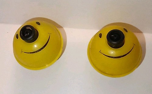 RARE Vtg Smiley Face Snap On Fishing Floats Bobbers Crafts - 2 pcs. Used - Picture 3 of 5