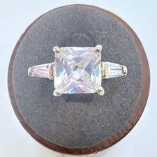 VTG Solid Sterling Silver 925 Cubic Zirconia Prong Set Statement Ring Size 8