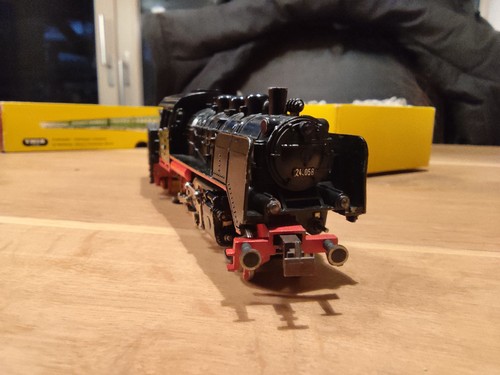 Trix Express 2249 Dampflok BR 24 058 mit Tender H0 3-Leiter OVP | Condition: Gebraucht
