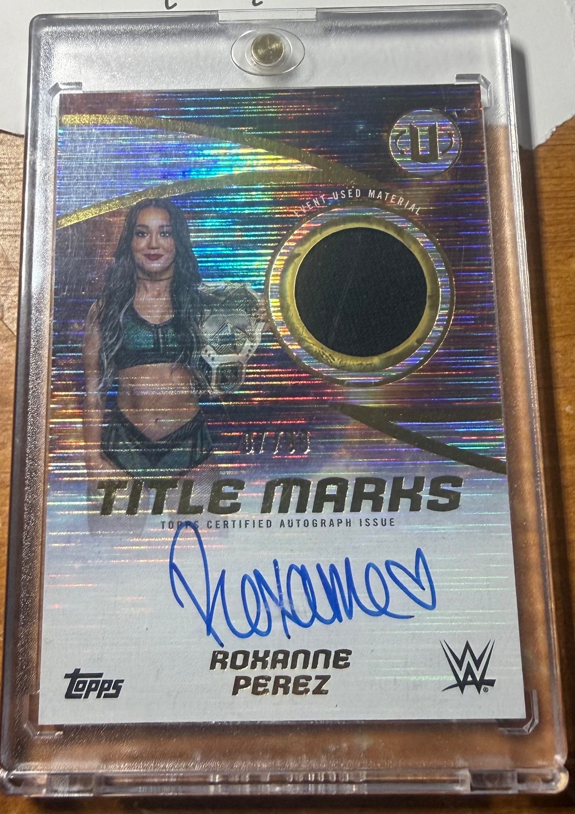 2025 Topps WWE Universe Roxanne Perez Title Marks #TMA-RPE /99 Auto Worn Patch view 3