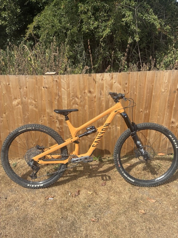 Canyon Spectral 2024 full suspension mountain bike (upgraded) Size large