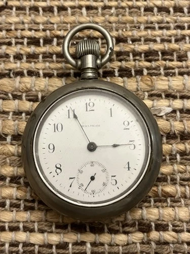 Antique 1901 WALTHAM Silverode Pocket Watch Train Engraving - Does Not Run
