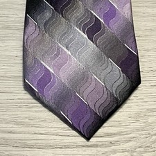 Men's Silk Van Heusen Light/Dark Purple Tie 58"x3.5"