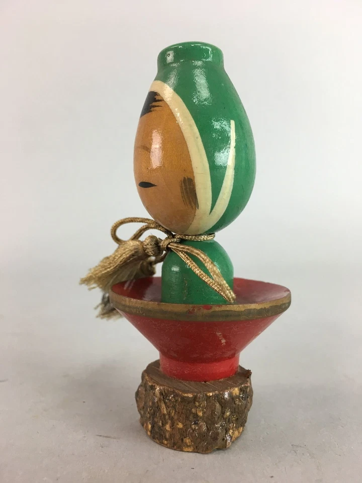 Muñeca Kokeshi Japonesa Adorno De Colección Estatuilla Sake Bottole Taza Capucha Niño KF146 Foto 3 de 4
