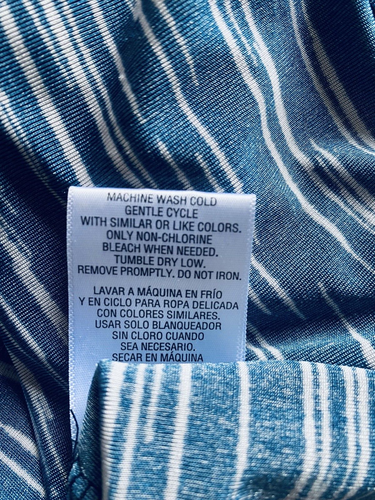 Blusa pequeña para mujer Jaclyn Smith mangas cortas cuello en V sedosa elástica azul blanco - Imagen 11 de 11