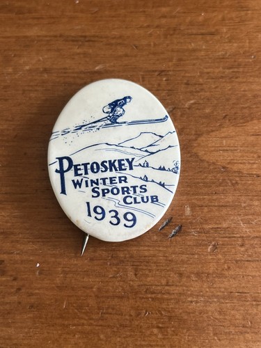 1939 Antique Petoskey, Michigan Winter Sports Club Button St. Louis Button Pin