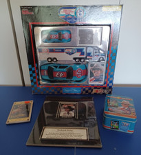 COLLECTION OF RICHARD PETTY 43 STP COLLECTABLES  4 ITEMS