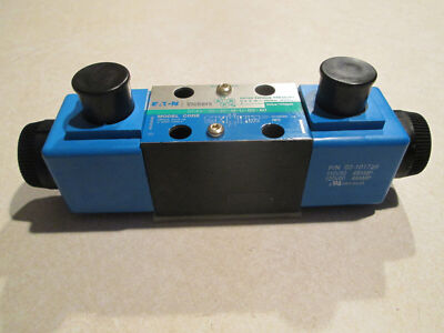 1PCS New Eaton Vickers DG4V-3S-2C-M-U-B5-60 solenoid valve Expedited Shipping