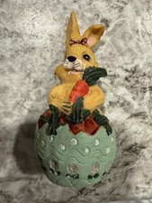 Easter Bunny Statue
