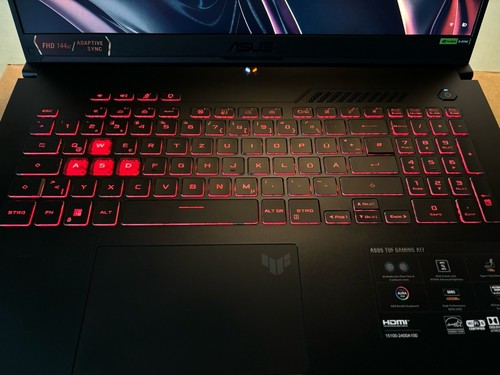 17.3" Asus TUF Gaming A17 - RTX 4060 (8GB) - Ryzen 7 7735HS - 32GB RAM - 2TB SSD - Bild 4 von 22