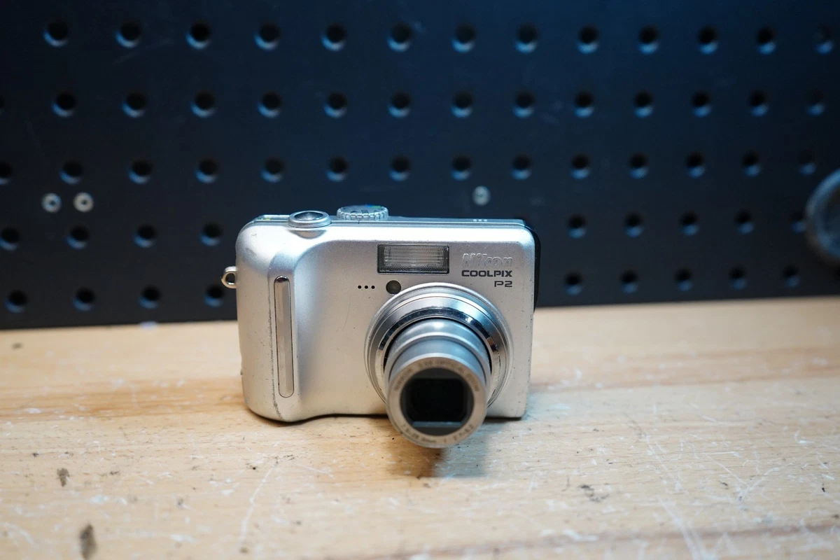 Nikon COOLPIX P2 コンパクトデジタルカメラ Amazon.com : Nikon Coolpix P2 5.1MP Digital Camera with 3.5x