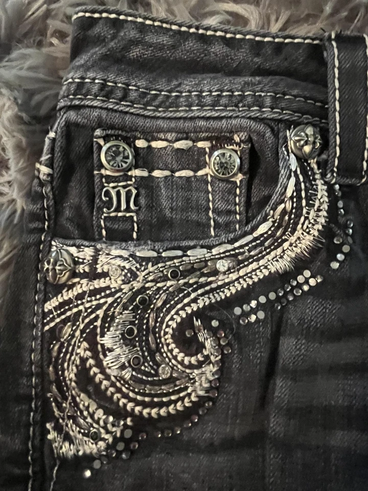 Miss Me Shorts Womens 25 Black Denim Embellished Distressed Cutoff JE637MH2 - Image 3 of 4