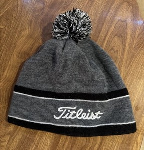 Titleist Golf Performance Pom Pom Beanie Hat Gray Knit Winter Cap One Size