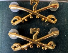 7th Cavalry Pins 2 Crossed Sabres George Custer Regiment Reenactors
