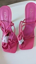 Women's strappy high heels Fuschia color size 3 new in box from CHIC