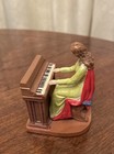 Vintage Angel Woman Playing Piano, 2001 Christmas Village Figurine 3” H Roman — photo 4