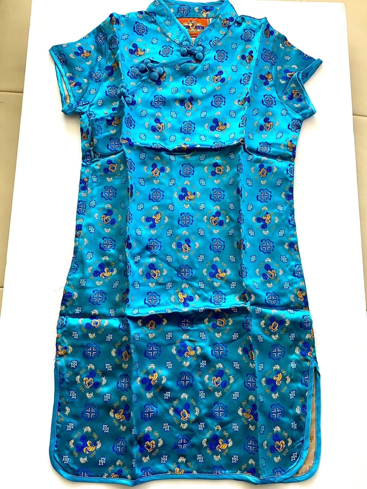 Girl Chinese Traditional QIPAO Costume New Year Short Sleeve Embroidered Dress M - Image 2 of 4