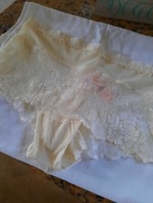 NWT VICTORIA'S SECRET VINTAGE ANGELS Lace Hipster Panty M