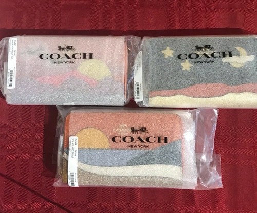 medium id zip wallet with night desert postcard