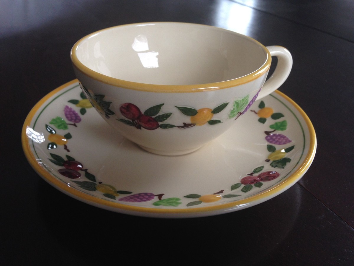 Franciscan Fruit (Small Fruit) Tea Cup and Saucer VINTAGE-EXCELLENT  CONDITION