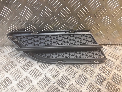 BMW E90 Grill Stoßstange Vorne Rechts Unterer 3 Serie E90 E91 LCI OEM 7138418