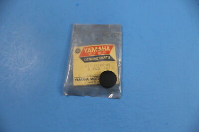 NOS OEM YAMAHA - PLUG,SPEC'L SHAPE #90338-22207-00 | eBay