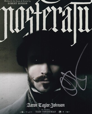 AARON TAYLOR JOHNSON signed Autogramm 20x25cm NOSFERATU in Person autograph COA